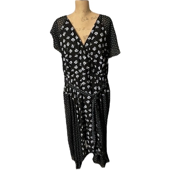 Lane Bryant lined mixed print floral asymmetrical maxi dress. NWT - Picture 2 of 9